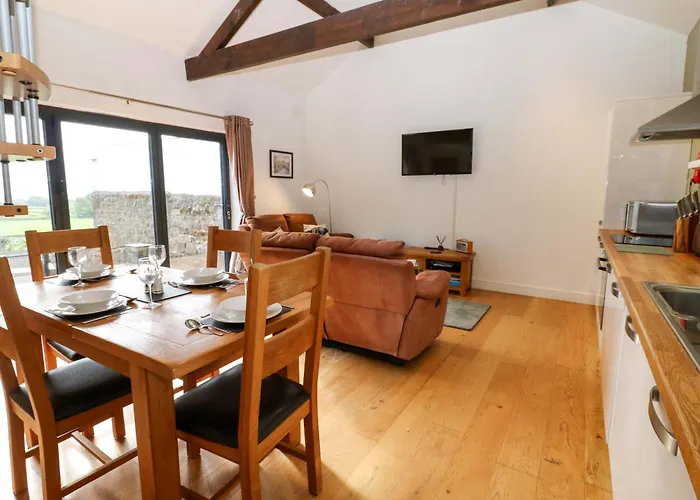 The Warren Barn 리펀